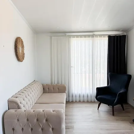 Aden Suits Teras Apartmán *